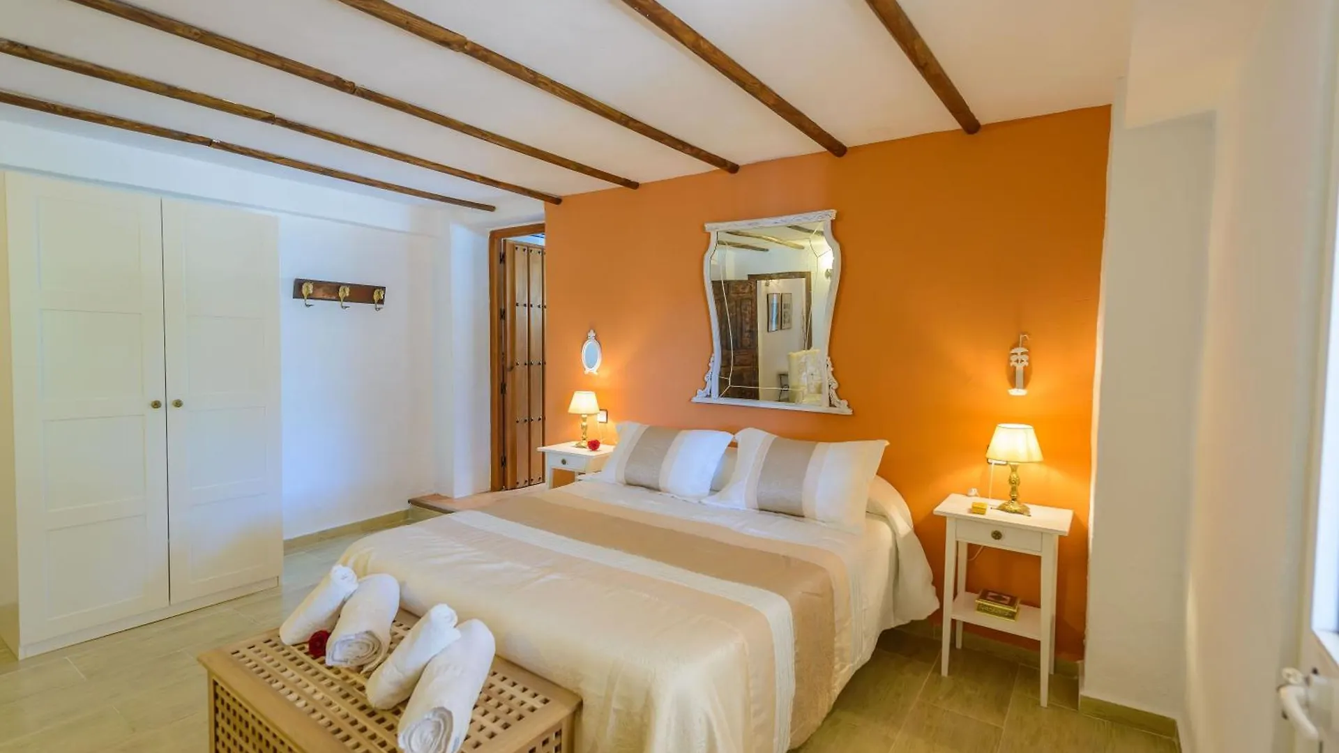 Holiday home Casa Jardin Del Olivar Fuer 18 Personen Alcaucin Spain