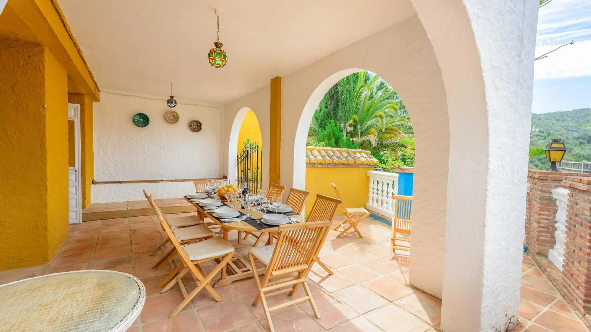 Casa Jardin Del Olivar Fuer 18 Personen Alcaucin Holiday home