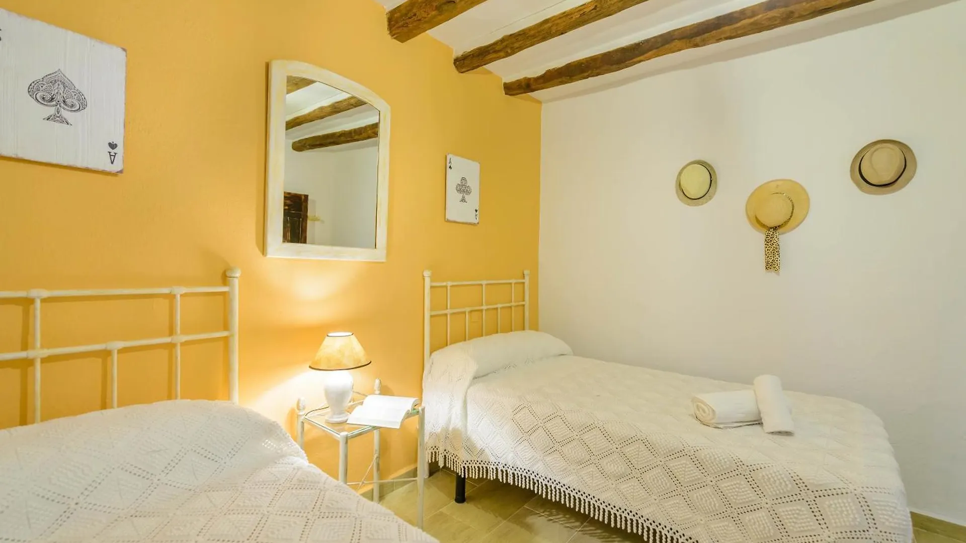 Casa Jardin Del Olivar Fuer 18 Personen Alcaucín 別荘