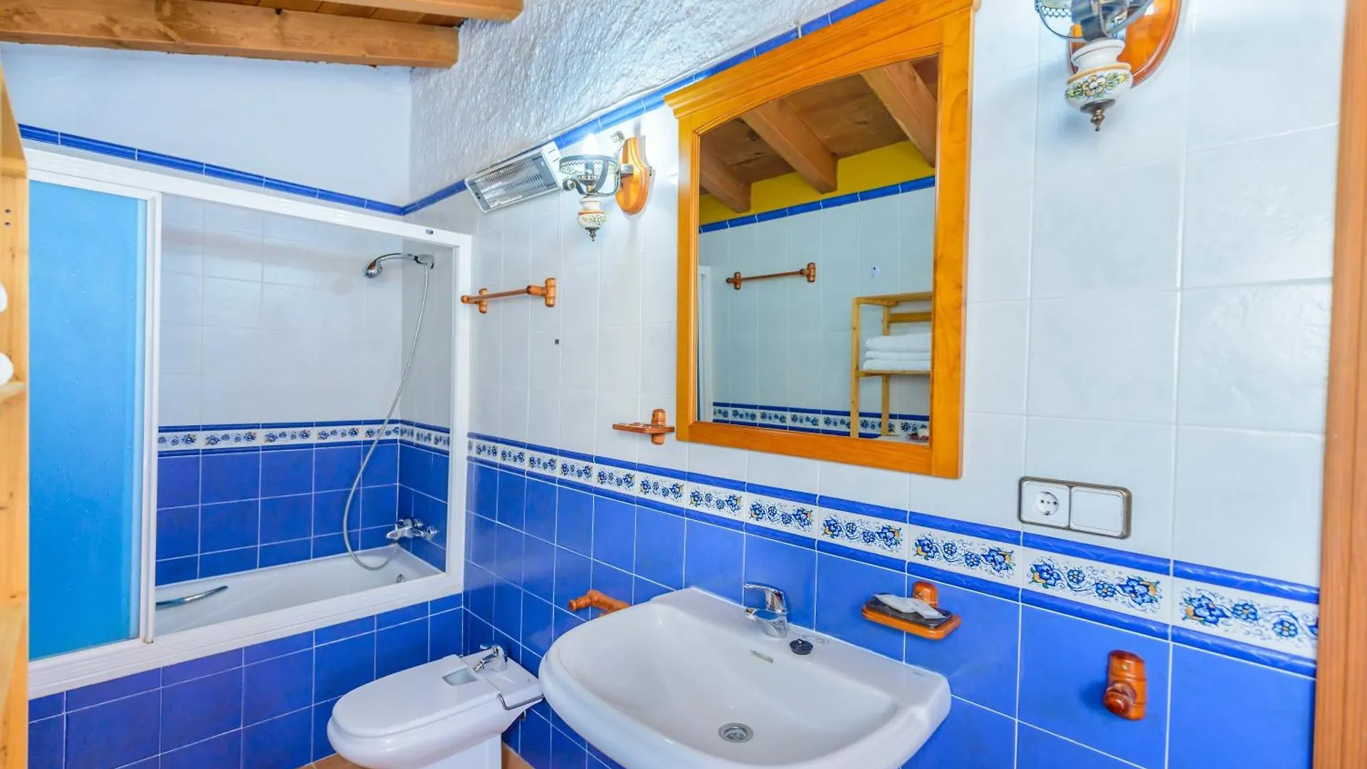 Casa Jardin Del Olivar Fuer 18 Personen Alcaucin 0*,