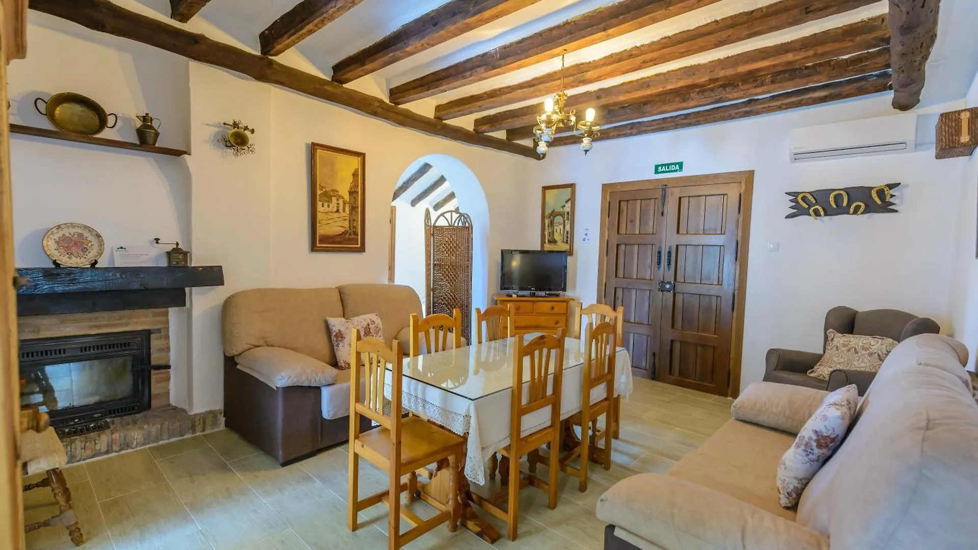 Holiday home Casa Jardin Del Olivar Fuer 18 Personen Alcaucin Spain
