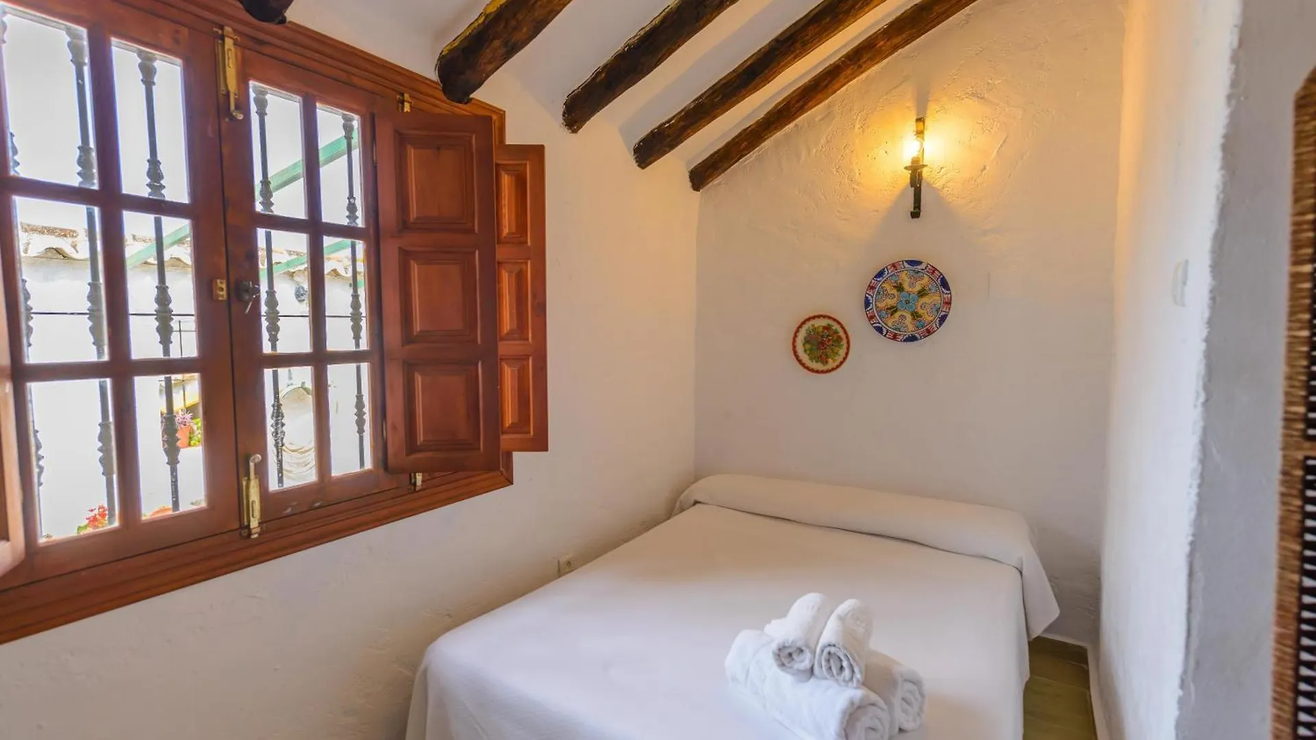 Holiday home Casa Jardin Del Olivar Fuer 18 Personen Alcaucin Spain